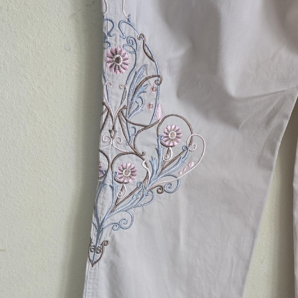 Y2K Daisy Fuentes Embroidered Cargo Pants Size 4 Beige Boho Mid Rise - Picture 6 of 12